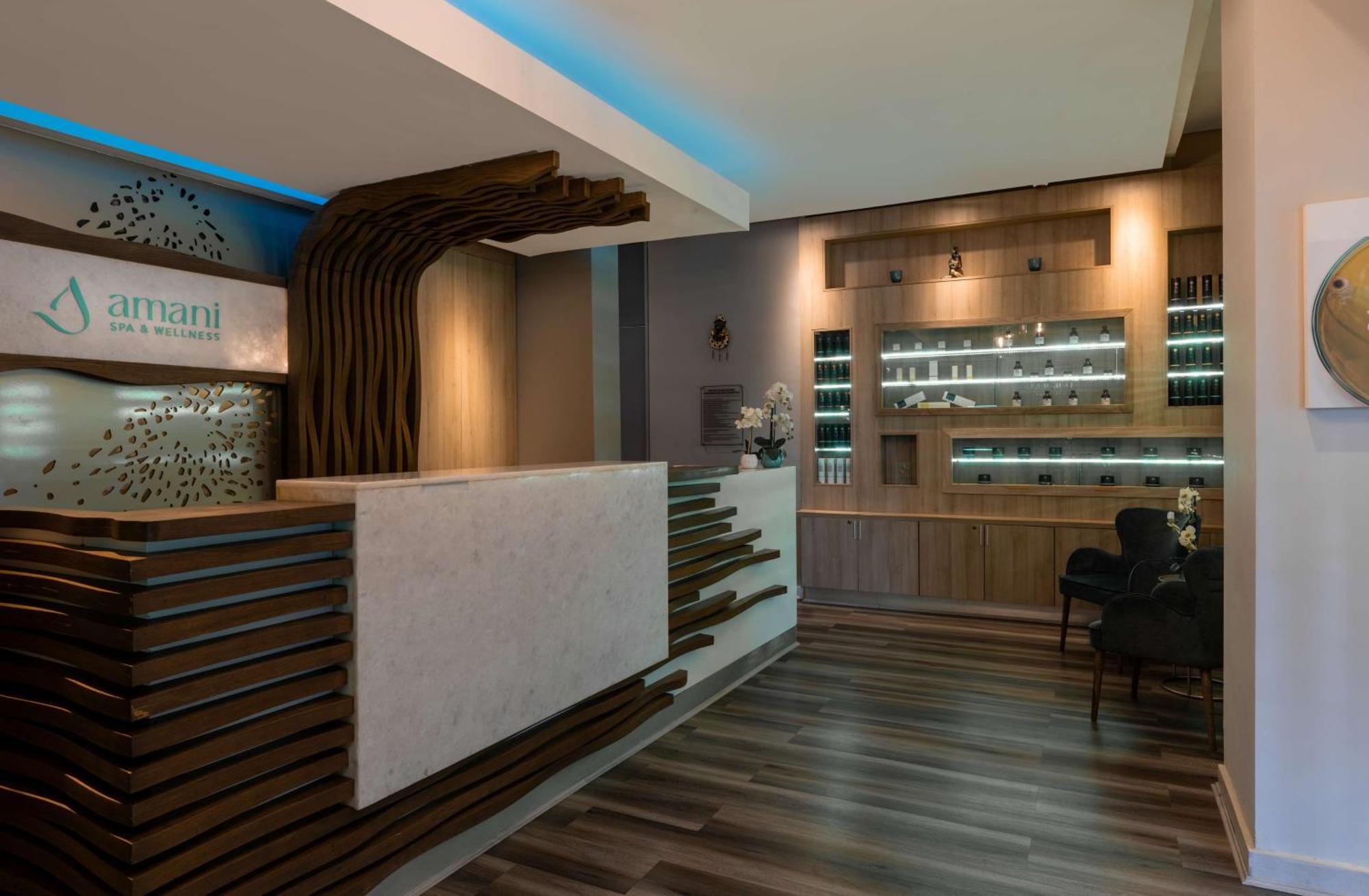 Radisson Blu Lagos Ikeja Exterior foto